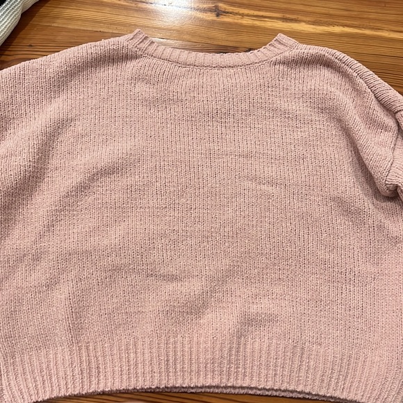 Croped pink sweater - Picture 4 of 5